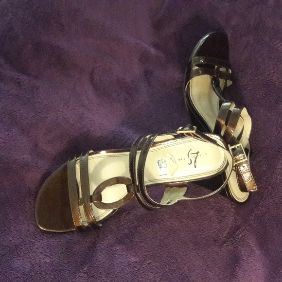 SUPER SALE NWOT Life Stride sandals platform brown 7W - Picture 4 of 7